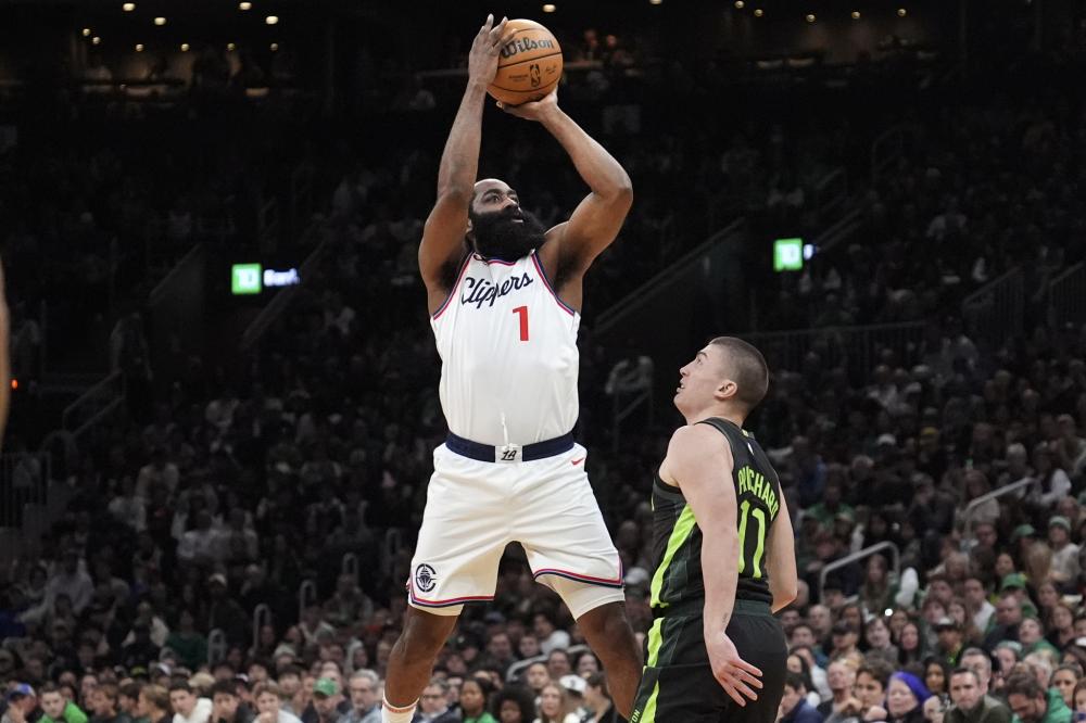 场上的比拼 场上的比拼